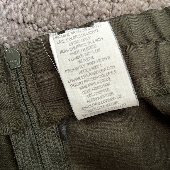 MHM Melissa Harper Women’s Vintage Green Pantsuit - Picture 11 of 12